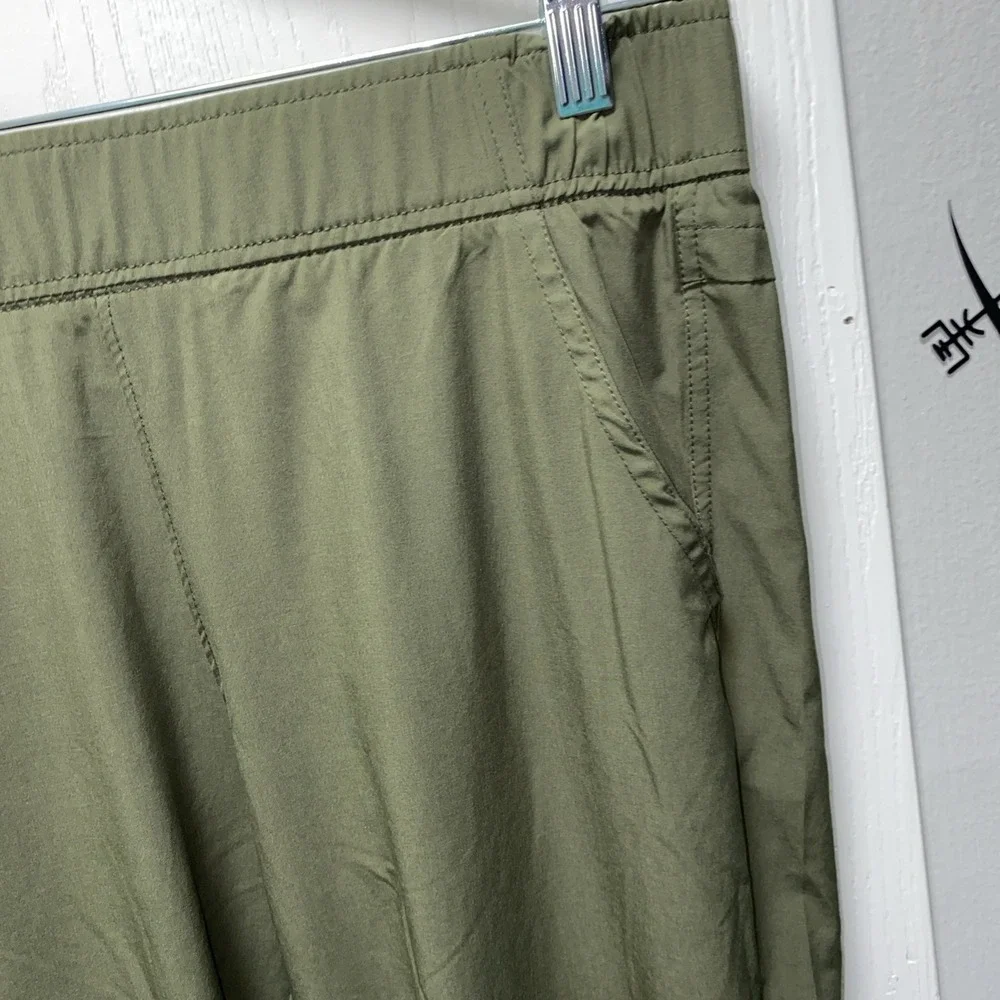 Eddie Bauer Womens Green Hiking Ankle Pants Atheltic‎ Wind Thin Medium